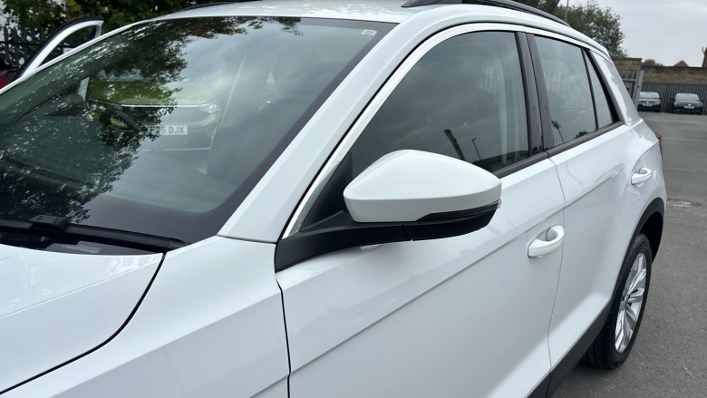 Volkswagen T-Roc 1.5 TSI EVO SE 5dr Petrol Hatchback